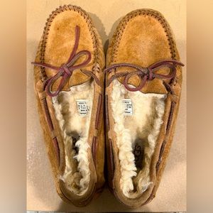 UGG house shoes, size 8, brown/tan